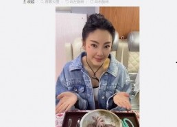 郑爽吃瓜娱乐圈视频,揭秘明星幕后故事